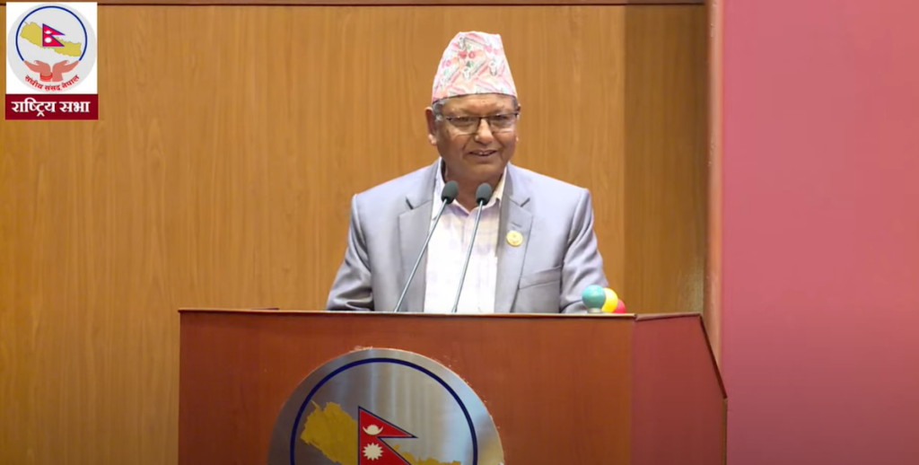 ‘गणतन्त्रको विकल्प राजतन्त्र हुन सक्दैन’