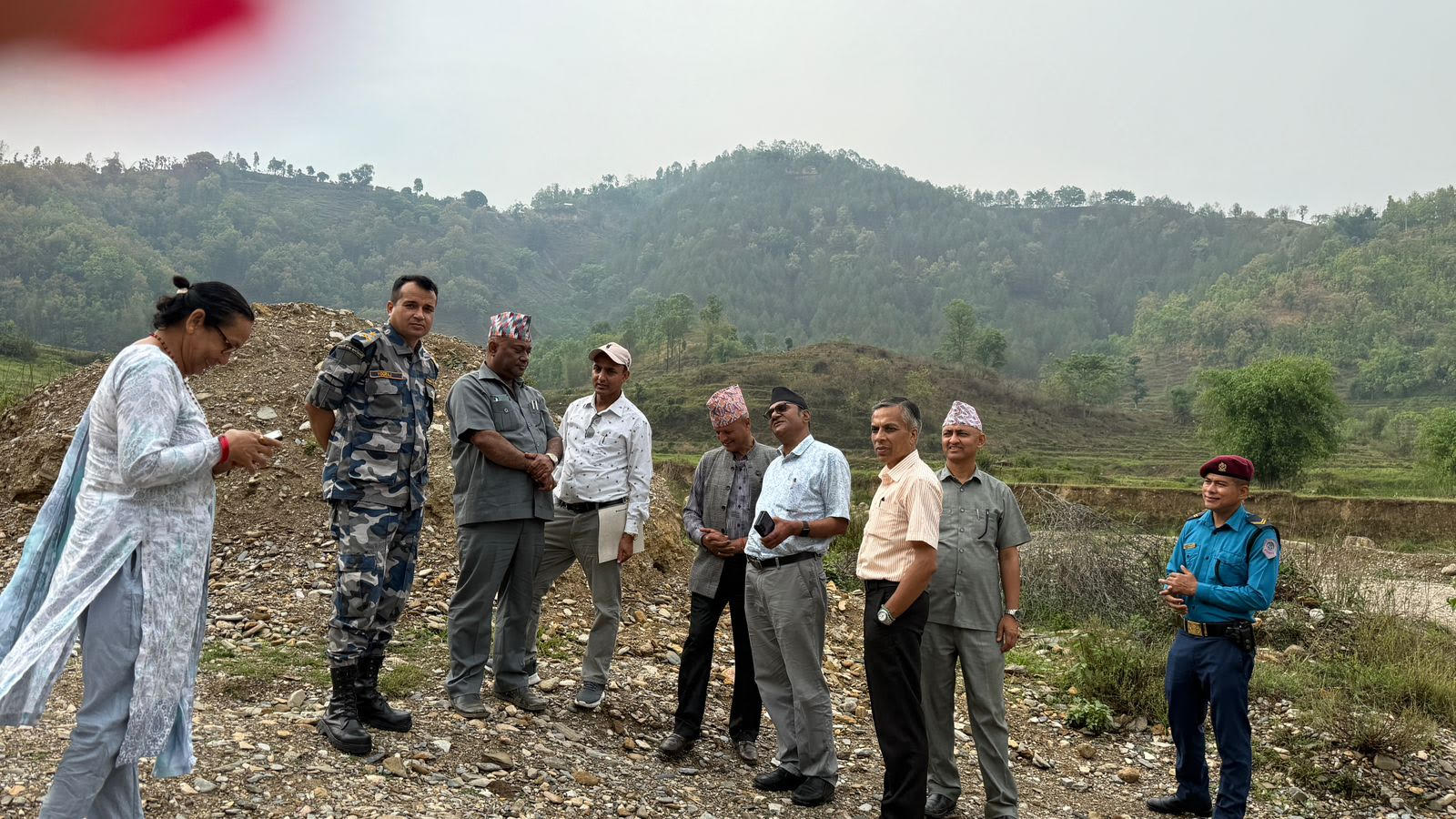 सन्धिखर्कका खोला खोल्सीमा निगरानी