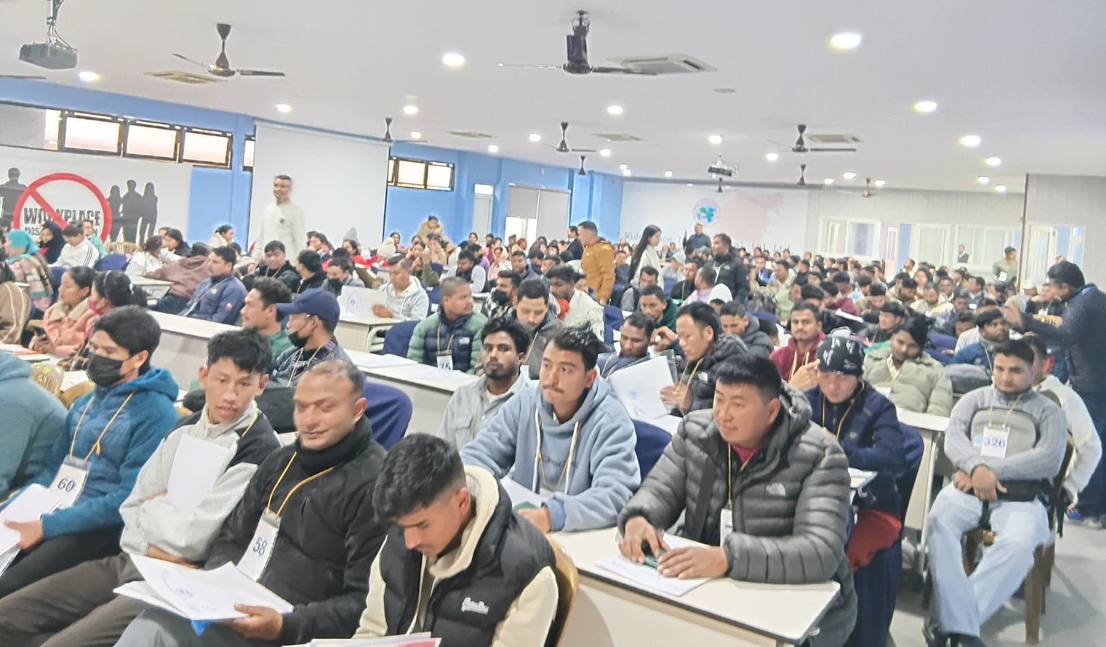 वाइड स्पेसबाट शून्य लागतमा जाने आवेदकहरूलाई मासु भात खुवाएर अन्तर्वार्ता !