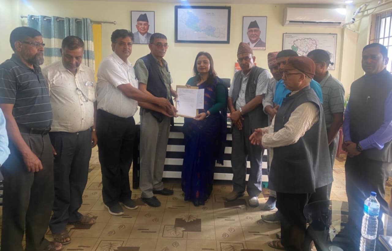 दुग्ध संघले भुक्तानी नदिने उद्योगीको विवरण जिल्ला प्रशासनमा बुझायो