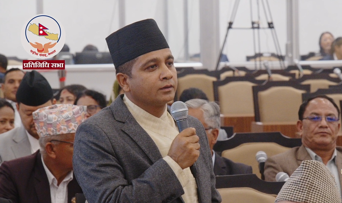 प्रधानमन्त्रीले आम मतदाताको हुर्मत लिने काम गरिरनुभएको छ : महर