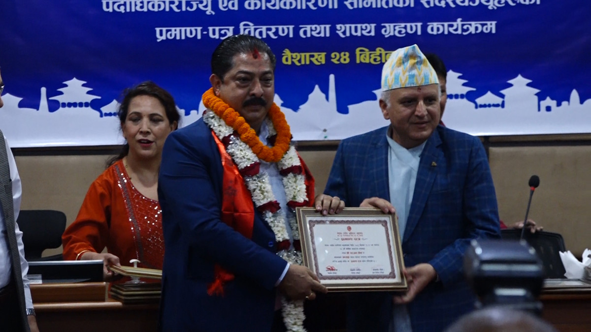 महासंघ अध्यक्ष श्रेष्ठद्वारा पदभार ग्रहण