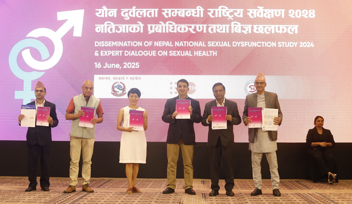 जसपा नेपालको राष्ट्रिय महाधिवेशन मञ्च हावाहुरीले भत्कायो