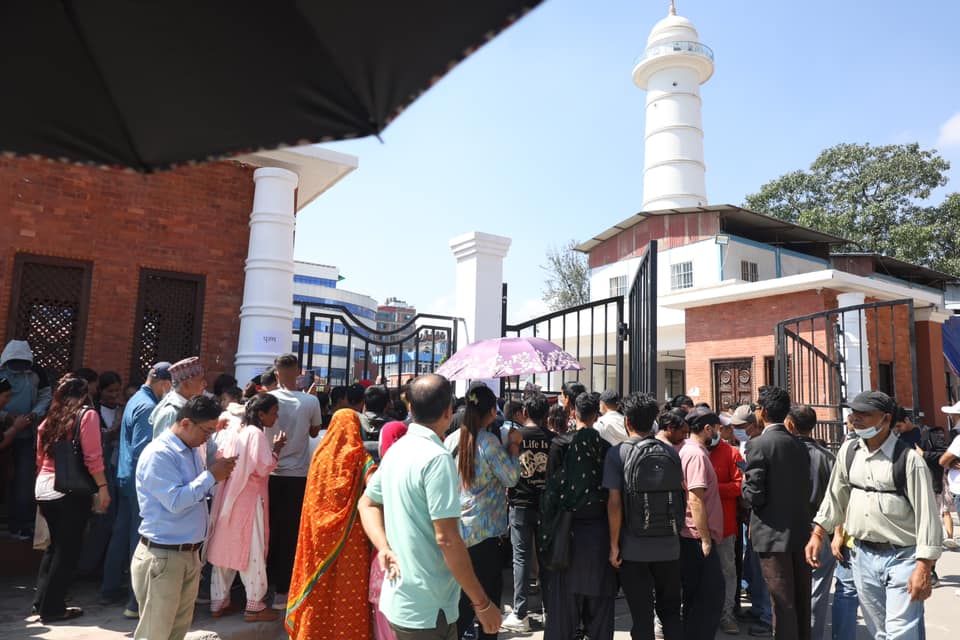 धरहरा प्रवेश गर्न शुल्क तिर्नुपर्ने, विदेशी नागरिकका लागि १ हजार निर्धारण 