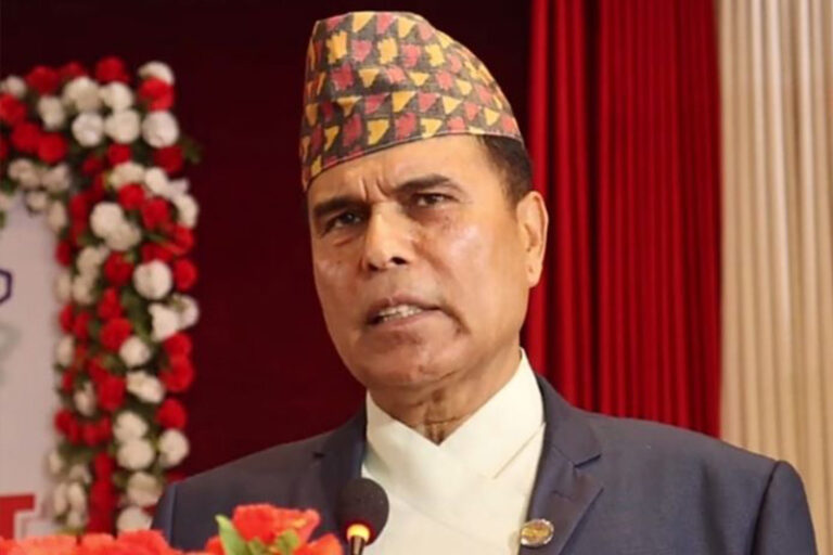 ‘ठूला दलले प्रतिपक्षलाई पनि विश्वासमा लिएर काम गर्नुपर्छ’ : विक्रम पाण्डे