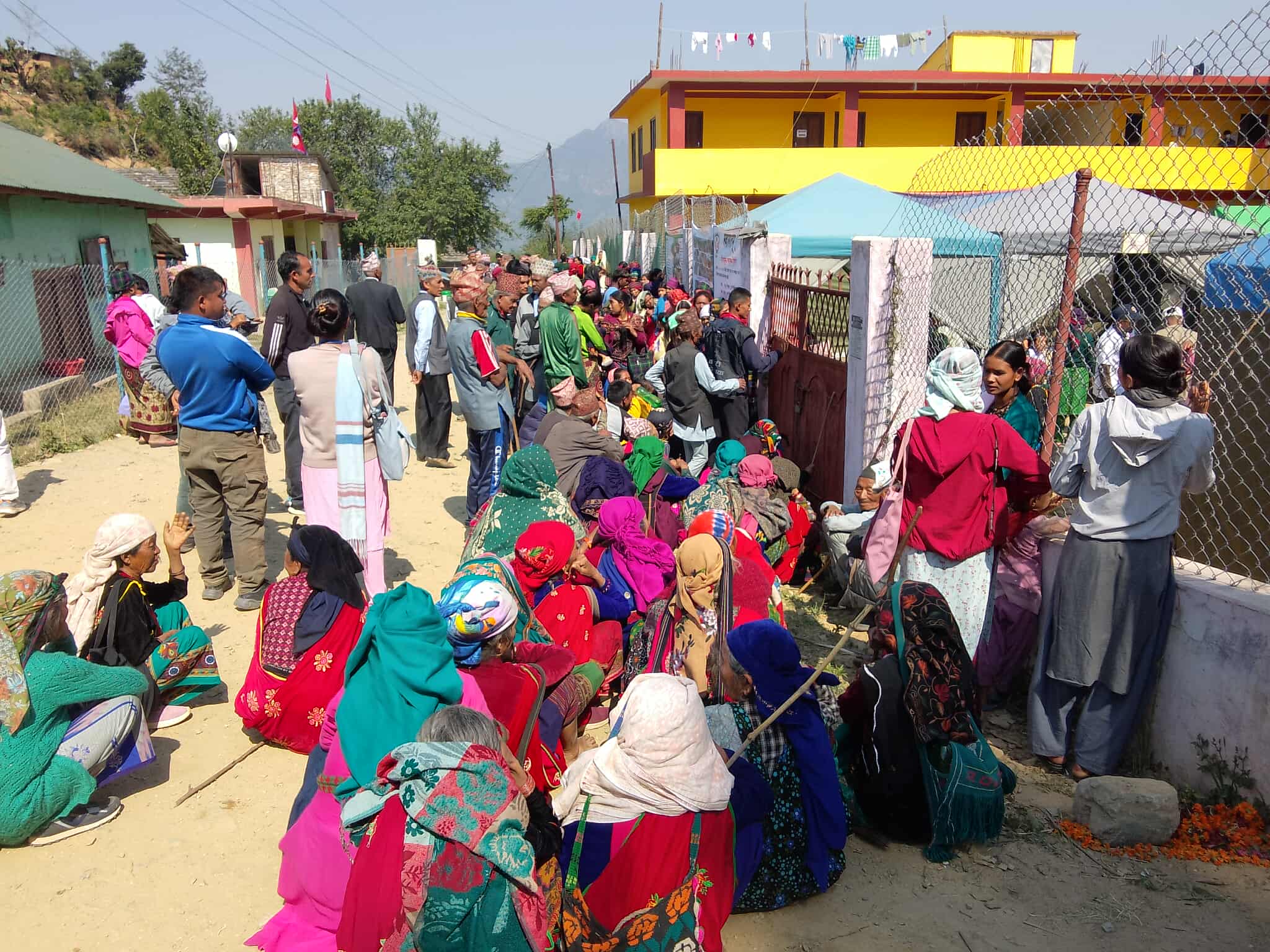 निःशुल्क स्वास्थ्य शिविर सुरू 