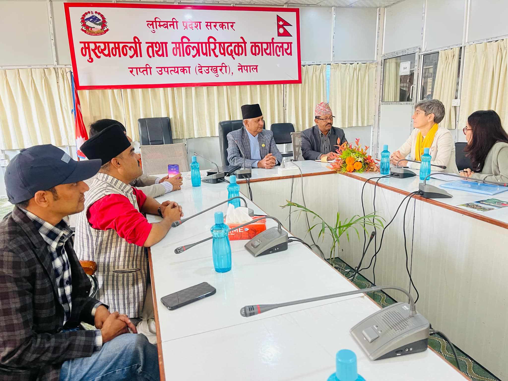 मुख्यमन्त्री आचार्य र स्विट्जरल्यान्डकी राजदूतबीच भेटवार्ता