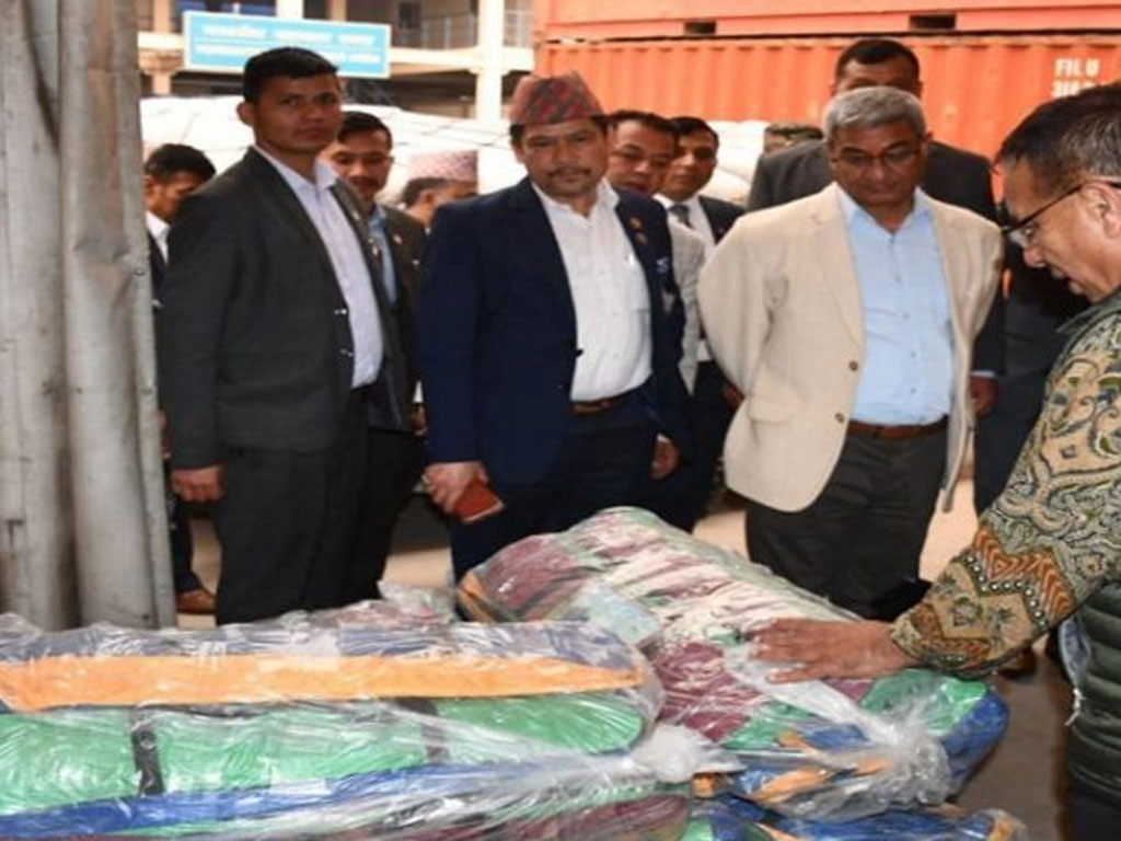 सत्ताइस टन बराबर राहत सामग्री लिएर नेपाली टोली म्यान्मार प्रस्थान