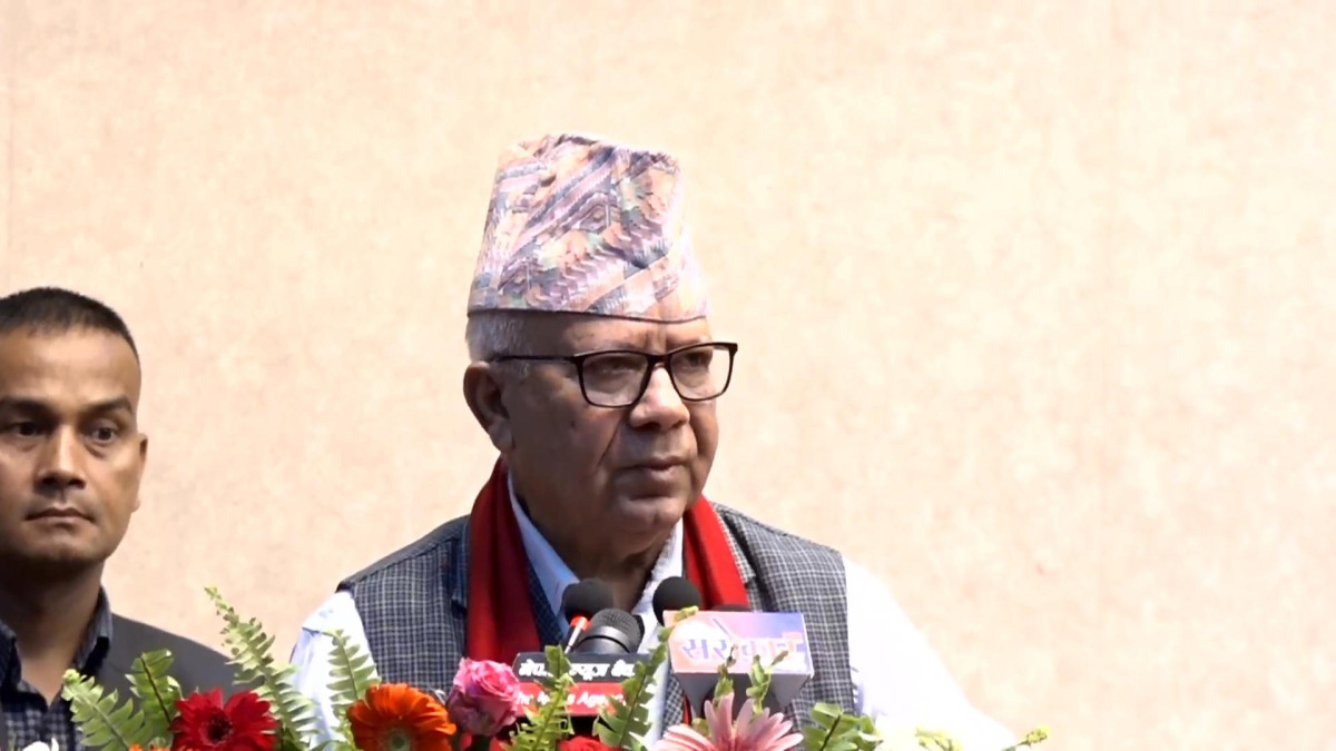सरकारका प्रारम्भिक गतिविधिप्रति माधव नेपालको असन्तुष्टि