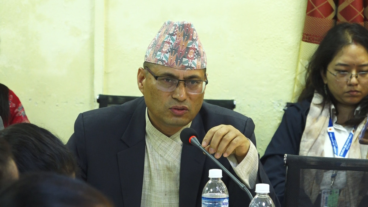 जनशक्ति र प्रविधि अभावमा साइबर अपराध अनुसन्धान चुनौतीपूर्ण : गृहसचिव श्रेष्ठ