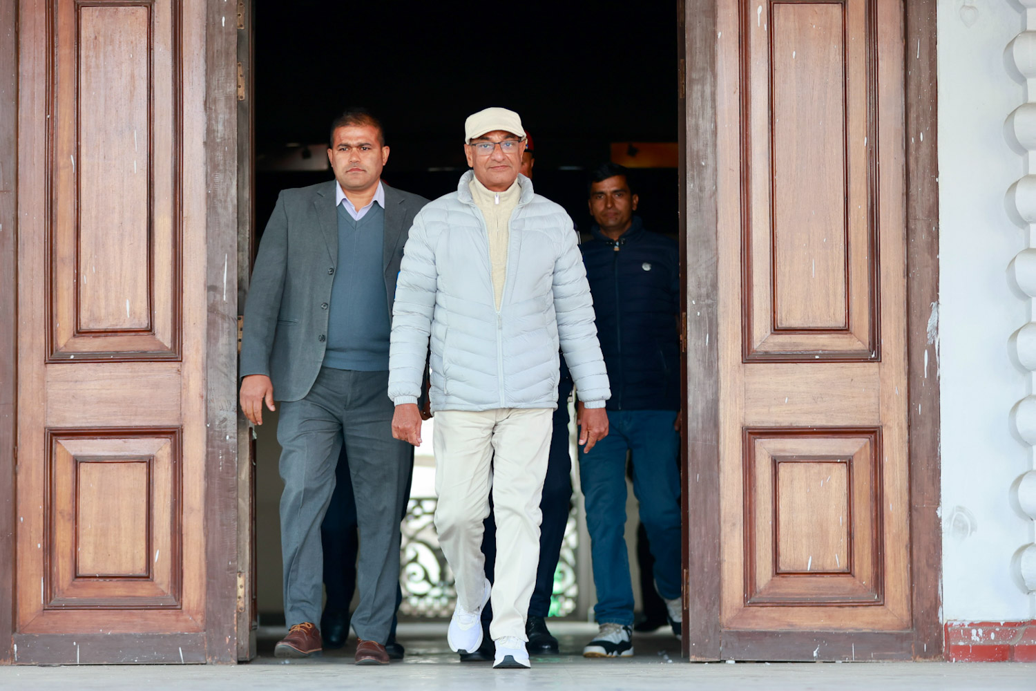  लेखकको बयान सन्तोषजनक नभएको आयोगको निष्कर्ष, पुनः बोलाइने 