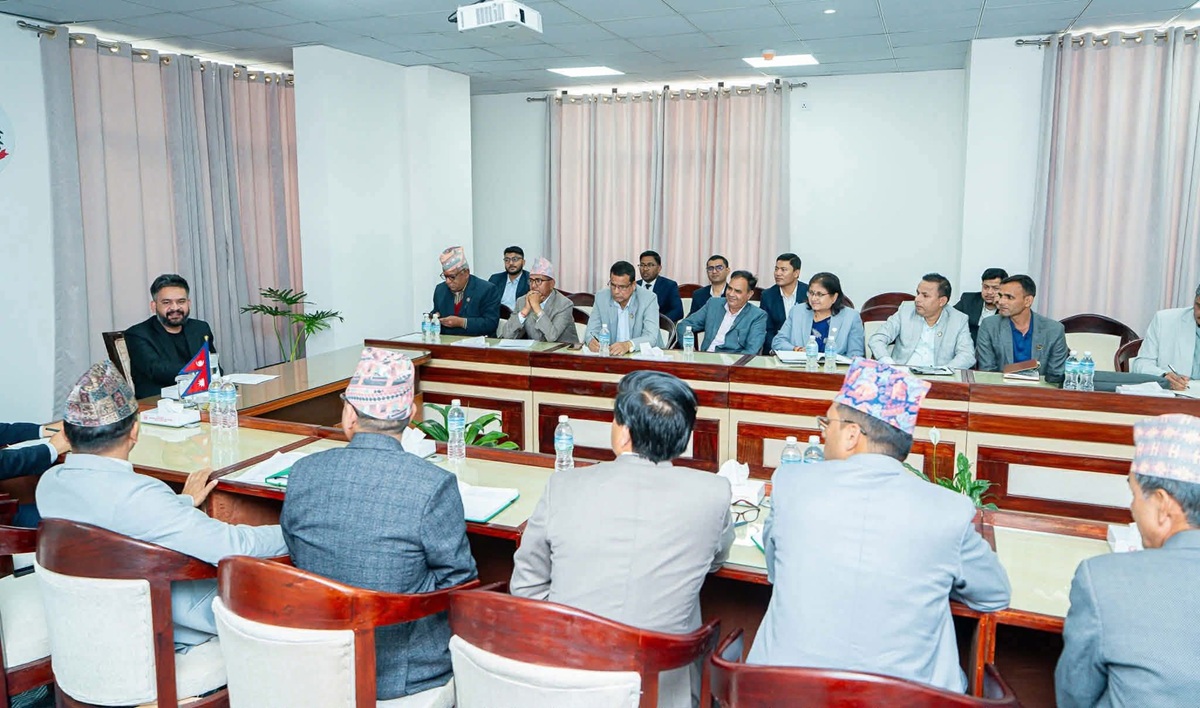 बझाङका विकास मुद्दा लिएर सांसद ऐन महरद्वारा प्रधानमन्त्रीको ध्यानाकर्षण