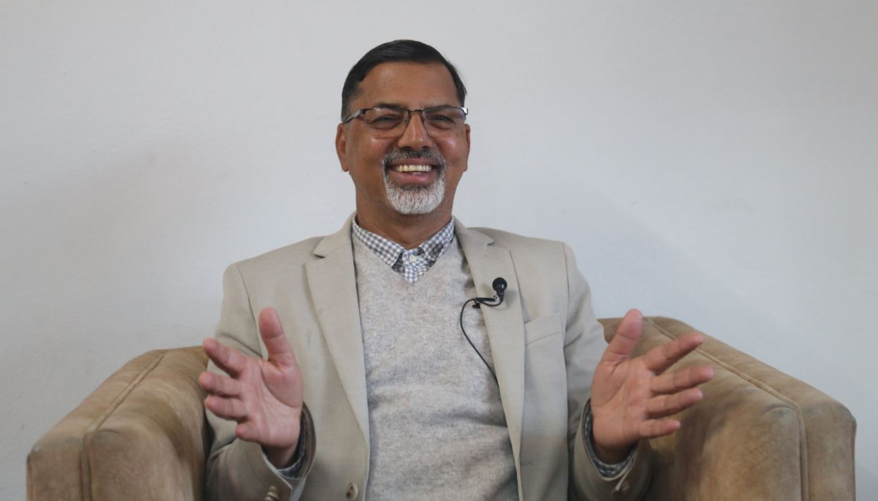 प्रत्यक्ष निर्वाचित राष्ट्रपति र पूर्ण समानुपातिक संसद्का लागि संविधान संशोधन गर्नुपर्छ : जनार्दन शर्मा (अन्तरवार्ता)