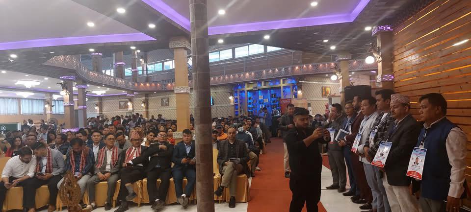 म नेता भएर होइन, व्यवसायीको सेवक भएर काम गर्ने छु : गुरुङ