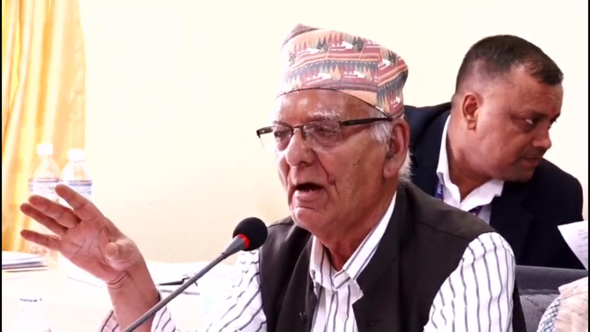 चित्रबहादुर केसीको प्रश्न- पैसा कमाएका कारण वंशजको नागरिकता पाइन्छ ?