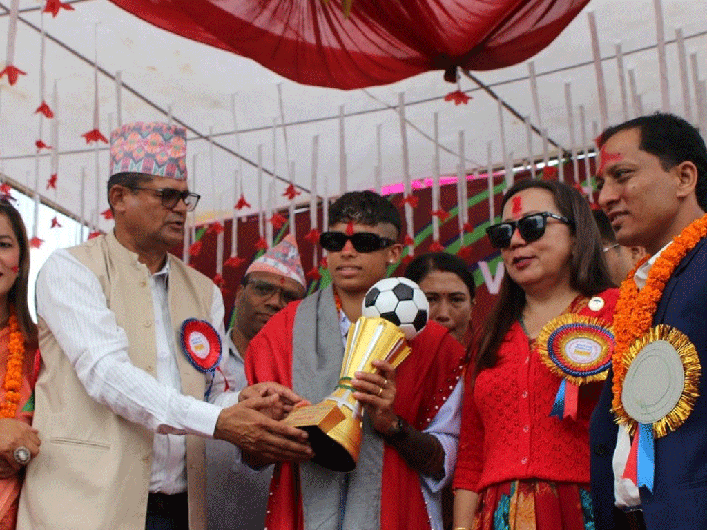 कप्तान भण्डारी तनहुँमा सम्मानित