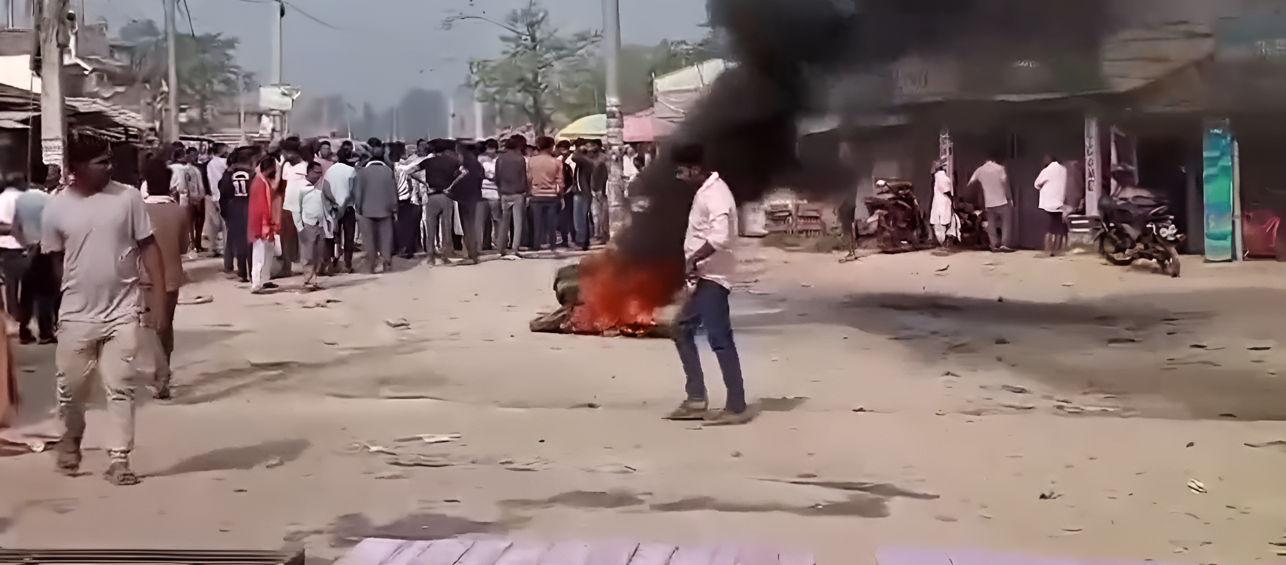 महोत्तरीको पडौल बजार बन्द, व्यापारी आन्दोलित