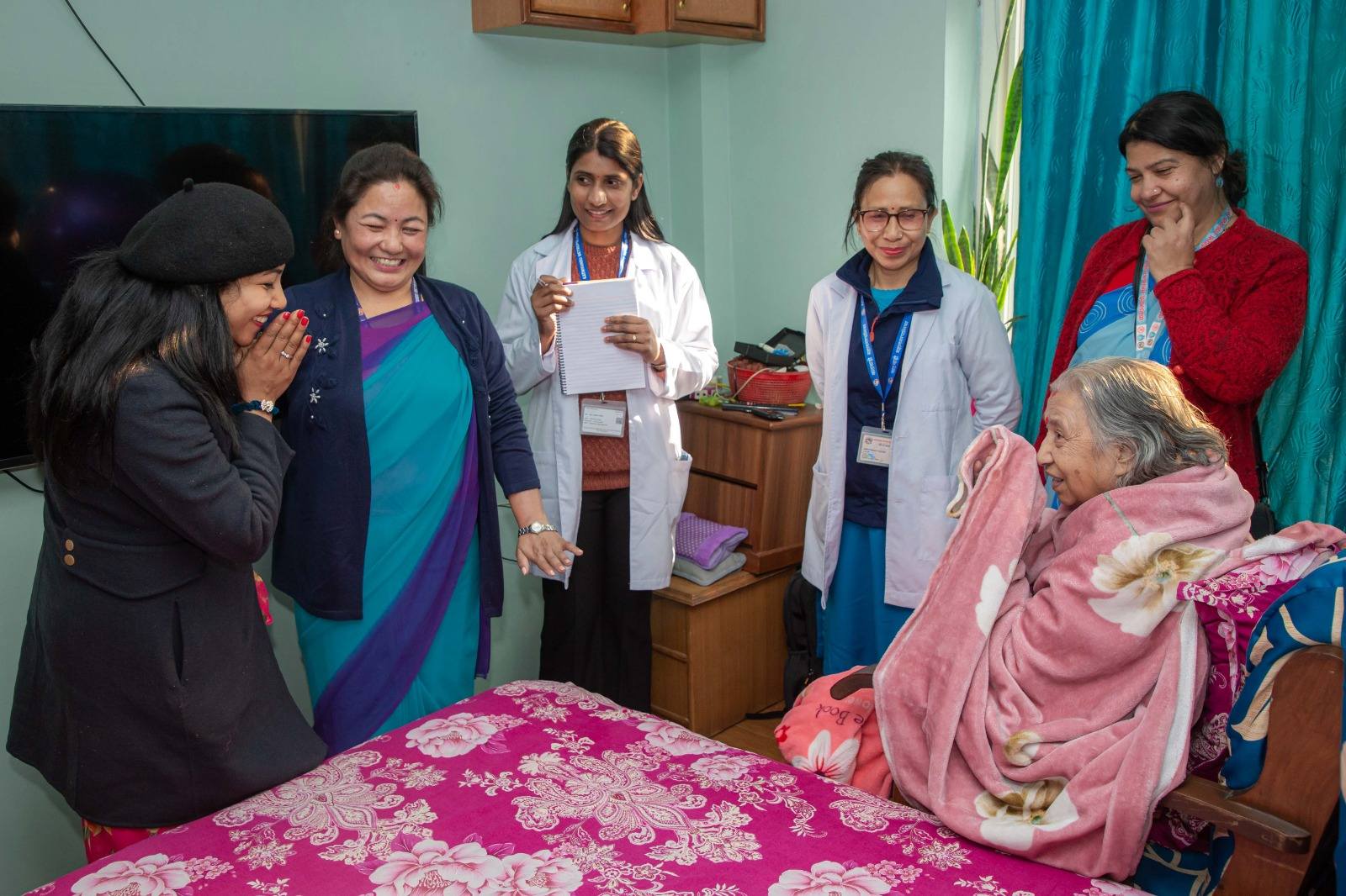 ७० वर्षमाथिका ज्येष्ठ नागरिकलाई घरमै स्वास्थ्य सेवा