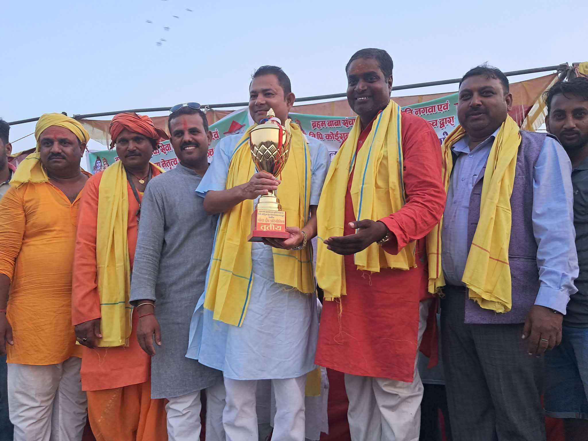 घोडा दौड प्रतियोगितामा मनोज यादव प्रथम
