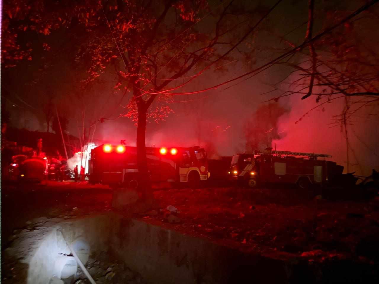प्लाष्टिक कारखानामा आगलागी 
