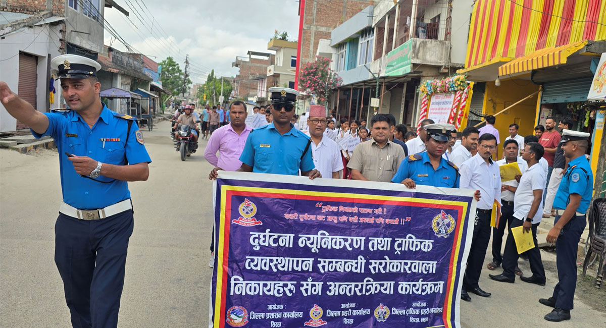 दुर्घटना रोक्न ब्यान्ड बाजा बजाएर जनचेतना