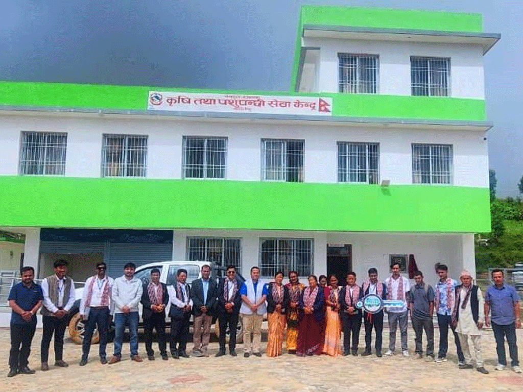 भोजपुरमा प्रयोग शालासहितको कृषि केन्द्र सञ्चालन