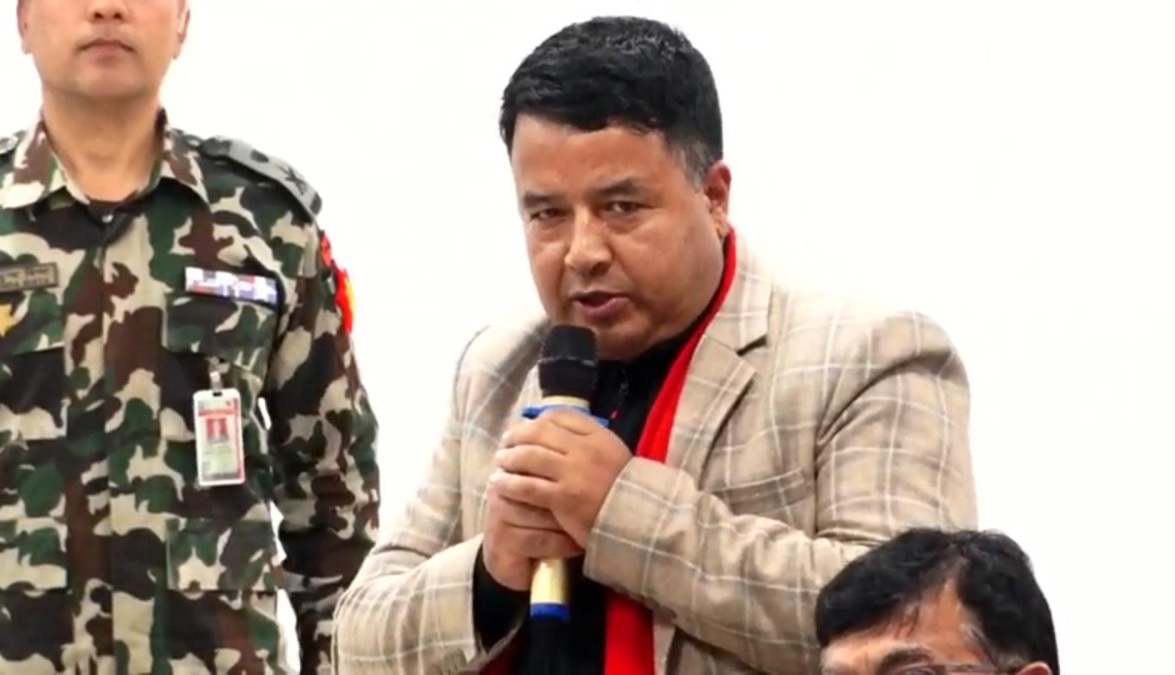 सरकारले फागुन २१ मा चुनाव गराउँछ भन्नेमा एमाले विश्वस्त छैन : महेश बस्नेत
