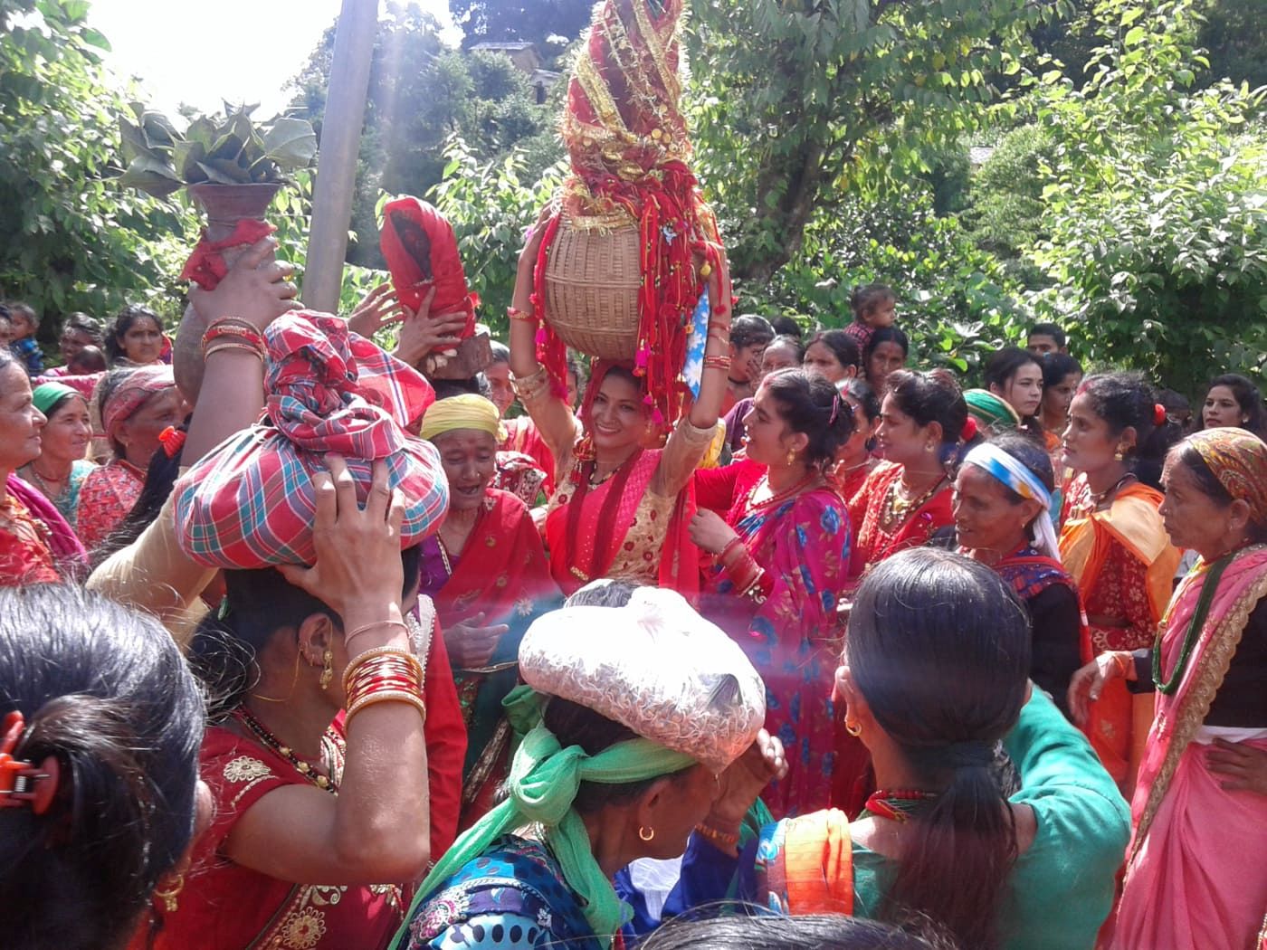 गौरापर्वको आज तेस्रो दिन, आज गौरादेवीलाई घरघरमा भित्र्याइँदै 