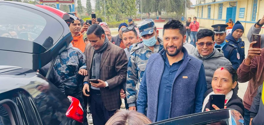 रवि लामिछानेलाई निकिता र कानुन व्यवसायीको जिम्मा लगाउन आदेश