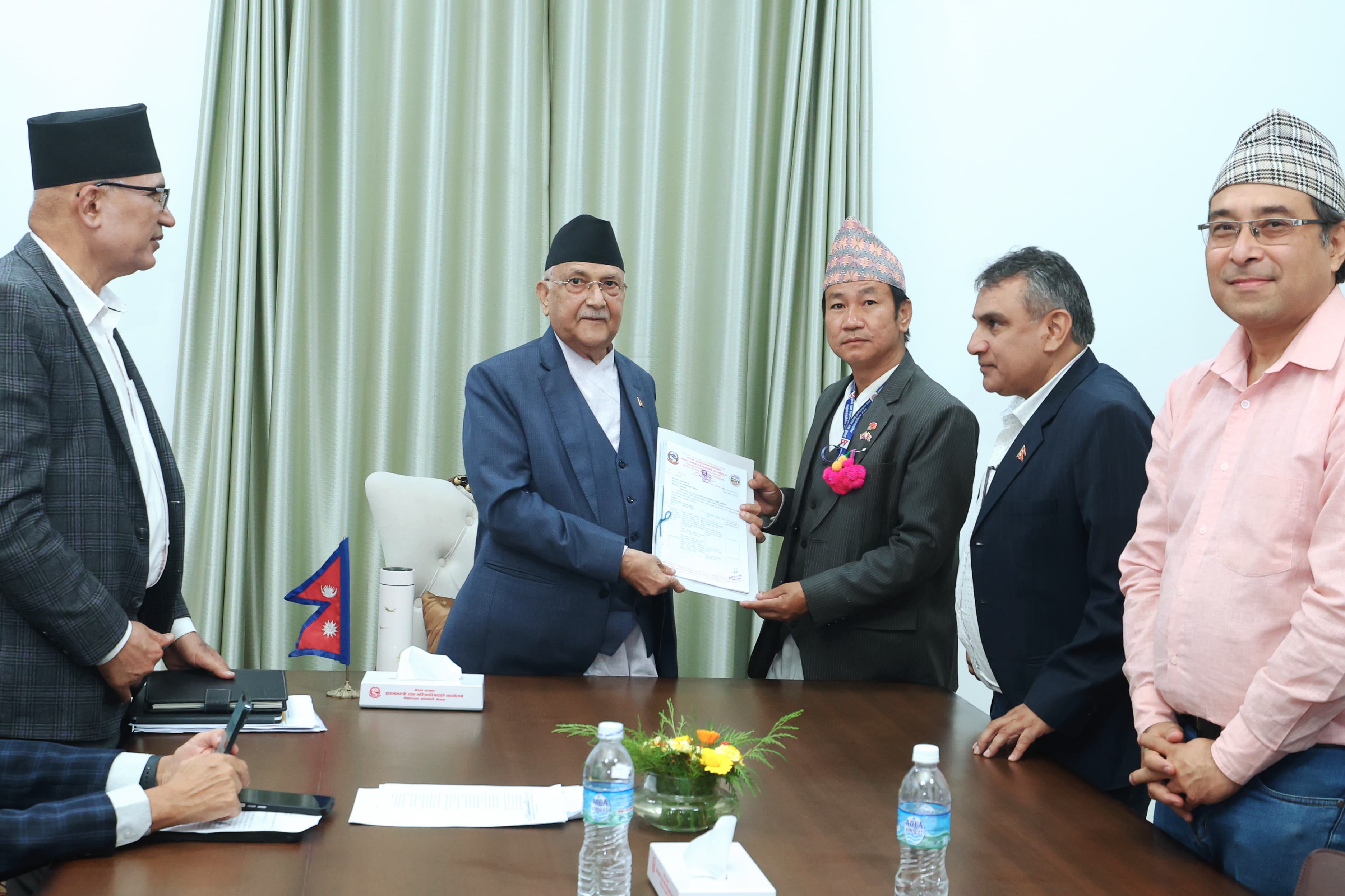 धरानवासीलाई खानेपानीको प्रबन्ध गर्ने प्रक्रिया अघि बढ्यो : प्रधानमन्त्री