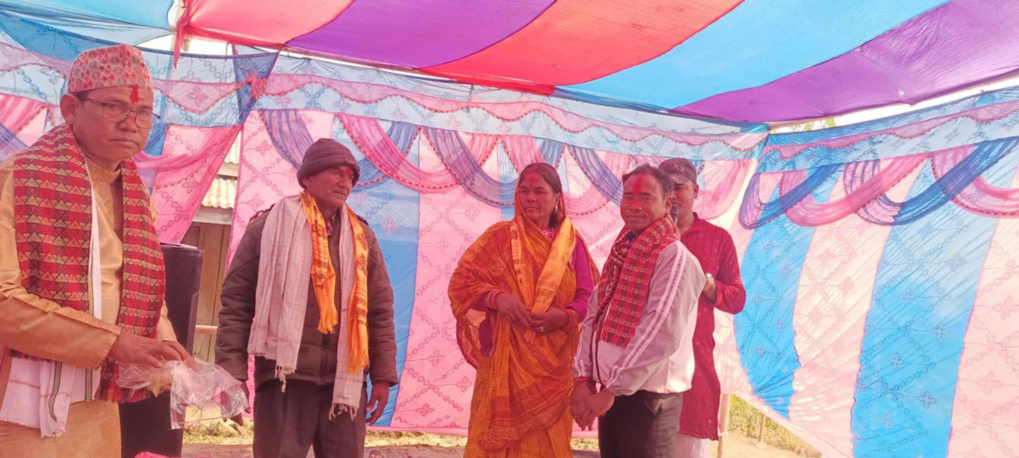 छोराको उत्कृष्ट कार्यबाट आमाबुबा सम्मानित