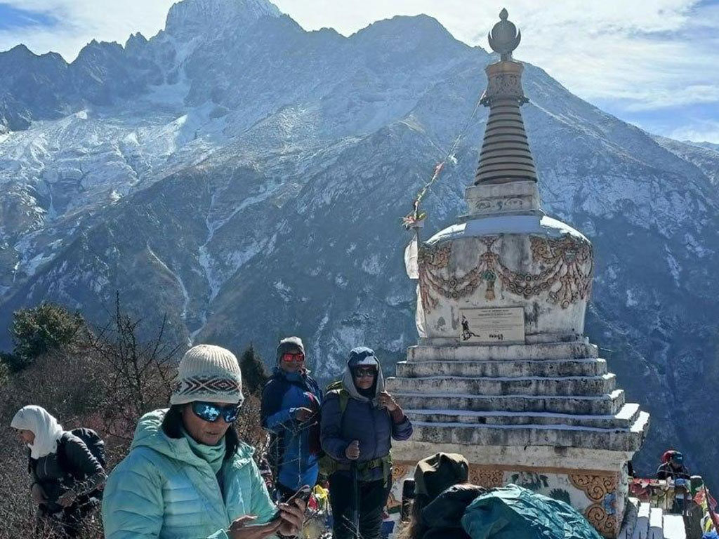 सगरमाथा क्षेत्रमा पर्यटक आगमन वृद्धि : चैतमा १२ हजार भित्रिए
