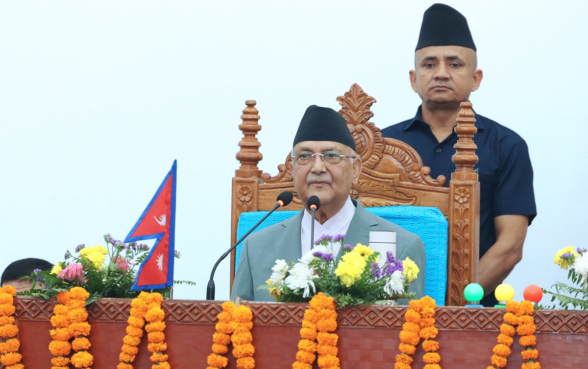 मधेश प्रदेशसभामा प्रधानमन्त्रीको सम्बोधन : 'जनतालाई पवित्रभावका साथ सेवा दिएर लोकतन्त्रलाई बलियो बनाउनुपर्छ'