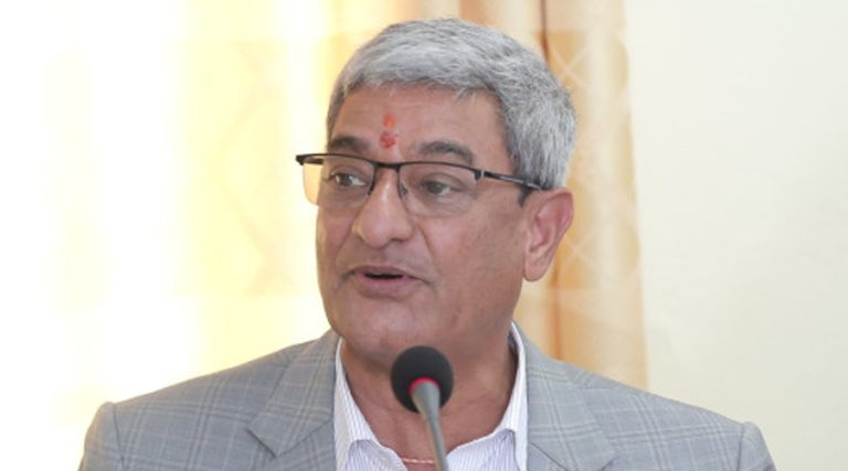 गृहमन्त्री लेखकले दिए राजीनामा
