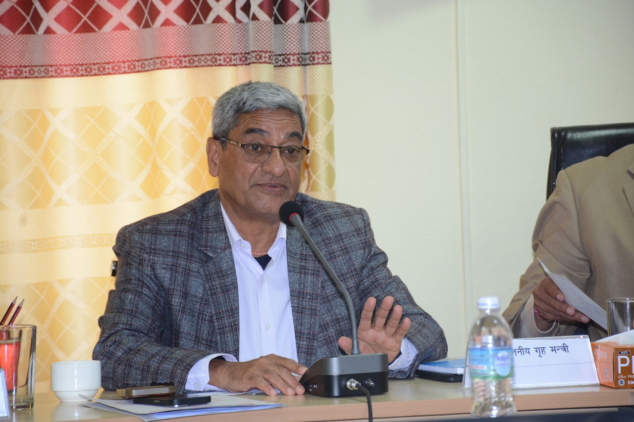 सरकार दिगो शान्ति, सुशासन र आर्थिक समृद्धिको यात्रामा प्रतिबद्ध छः गृहमन्त्री