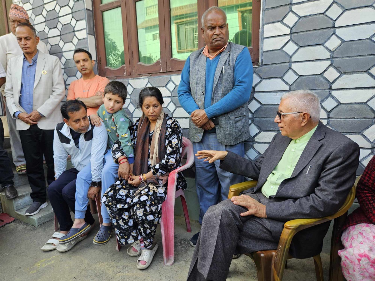 शेखर कोइरालाले भेटे प्रकृतिको परिवारलाई
