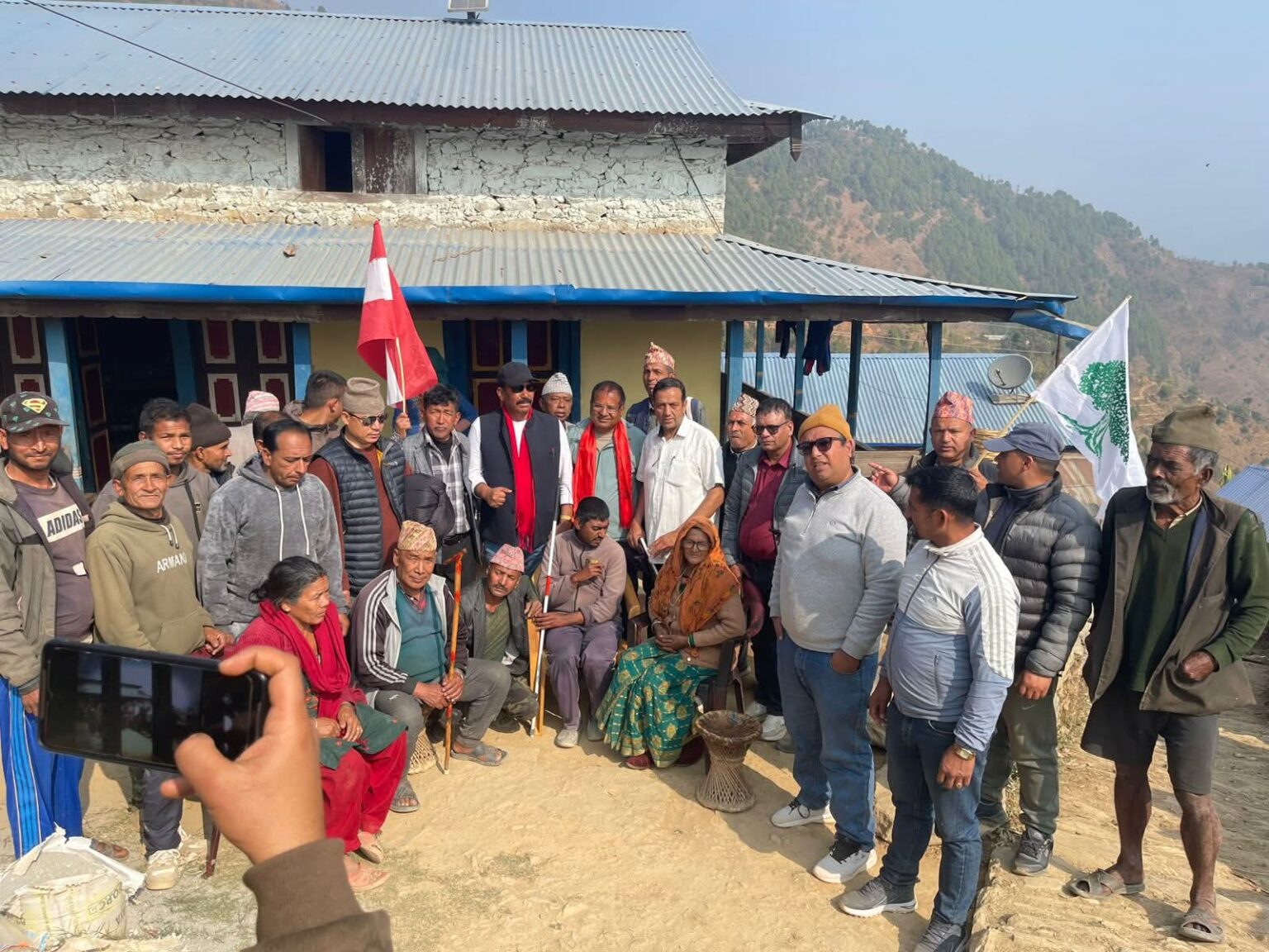 ओखलढुंगामा गाउँ केन्द्रित प्रचारमा जुट्यो कांग्रेस