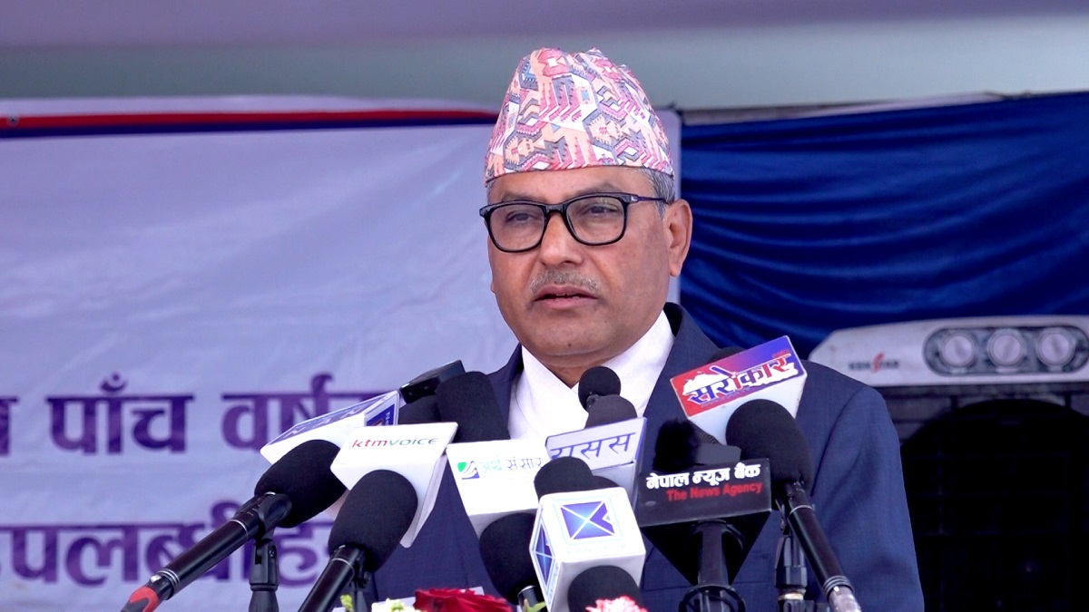 ५ वर्षका उपलब्धि सुनाएर बिदा भए गभर्नर अधिकारी