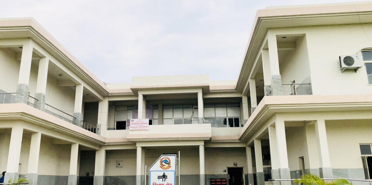 विराटनगर नाकाबाट तेस्रो मुलुकका २१० पर्यटक भित्रिए
