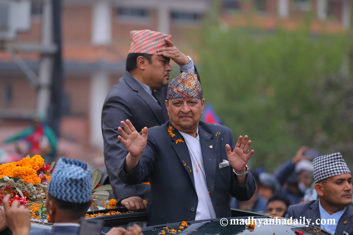 पूर्वराजा शाहलाई तिलगंगामा भव्य स्वागत  (फोटोफिचर)