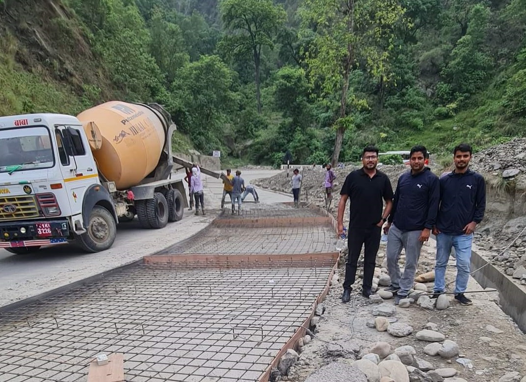 सुरइ धानखोला सडकको काम तीव्र गतिमा