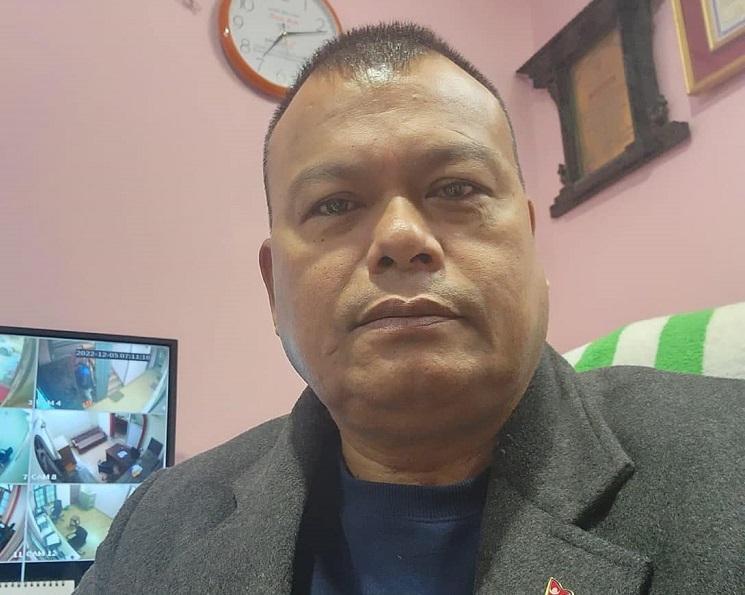 व्यवसायी पाण्डे मञ्चबाट निष्कासित