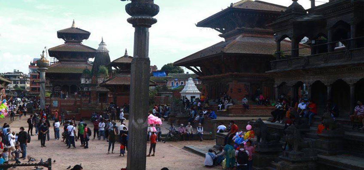 भक्तपुरको भीमेसन मन्दिरमा भक्तजनको भीड