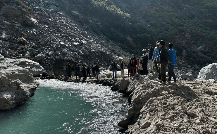 सङ्घीयतामा बल्झदैछ प्राकृतिक स्रोतमाथिको द्वन्द्व