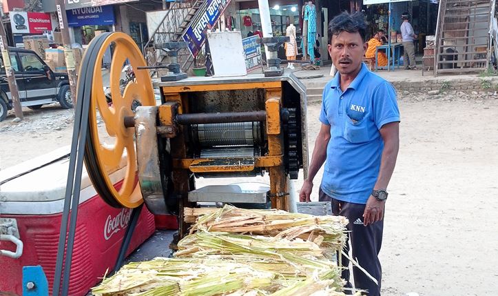 गर्मीसँगै उखु जुस व्यापारीको आम्दानी बढ्दै