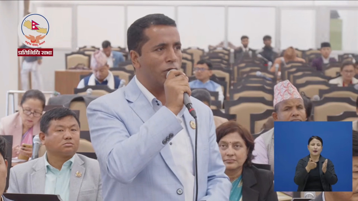 सरकारले पत्रकारहरूलाई आतंकित बनाउने काम तत्काल बन्द गरोस् : युवराज दुलाल