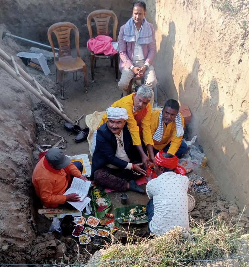 मेयर यादवले गरे विद्यालय भवनको शिलान्यास