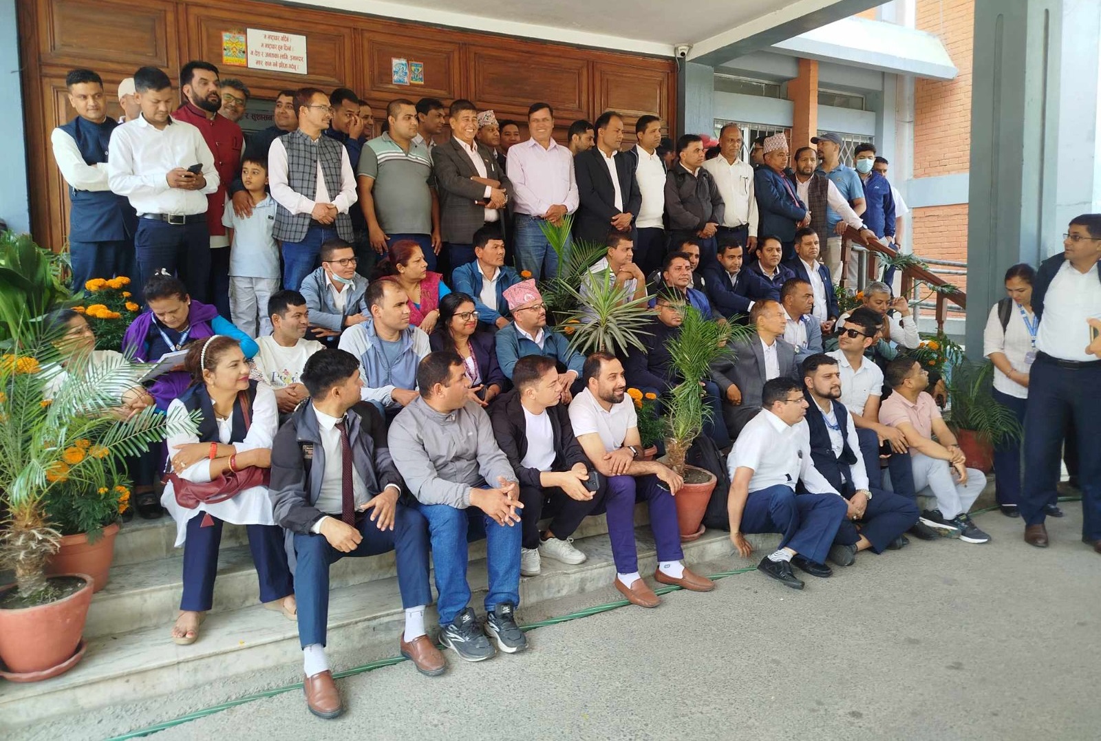 प्रस्तावित निजामती सेवा विधेयकको विरोधमा कर्मचारी आन्दोलित
