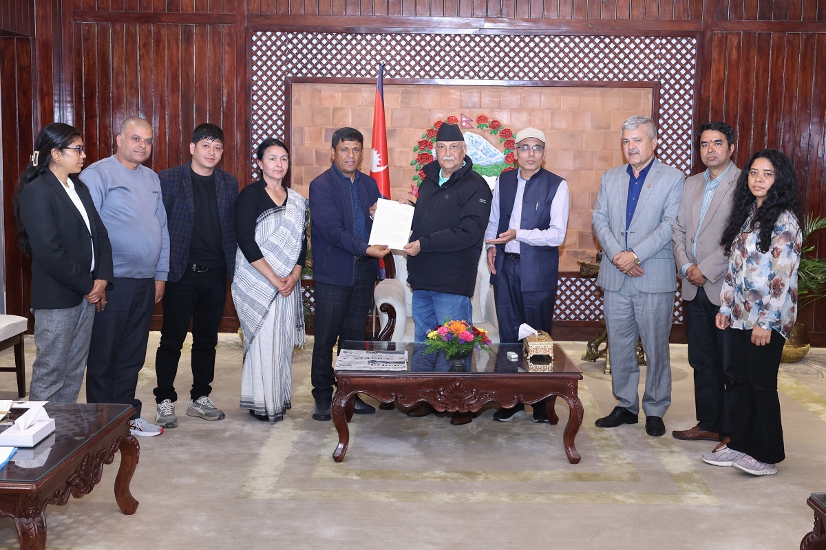 पीडित पक्षलाई मान्य हुने पदाधिकारी नियुक्त गर्न प्रधानमन्त्रीसँग द्वन्द्वपीडित संस्थाका प्रतिनिधिको अनुरोध