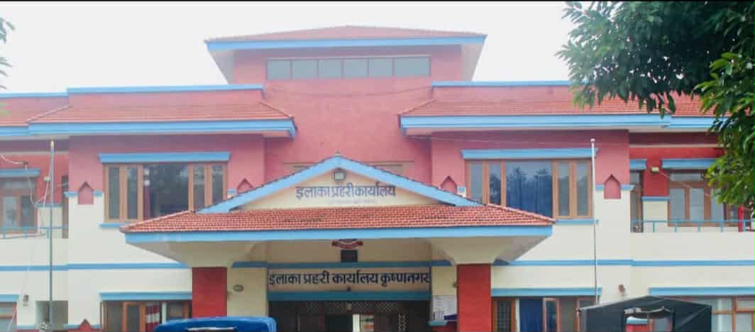 कृष्णानगर नाकामा प्रहरीकै संरक्षणमा तस्करीको आरोप